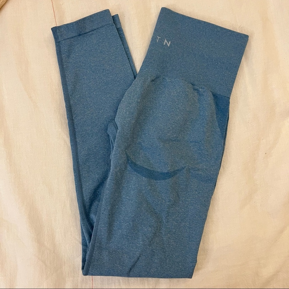NVGTN Contour Leggings